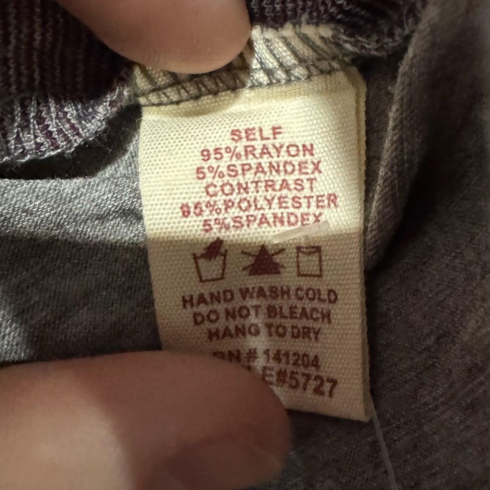 NWT Maroon and Gray Fair Isle Long Sleeve Top - Picture 7 of 7